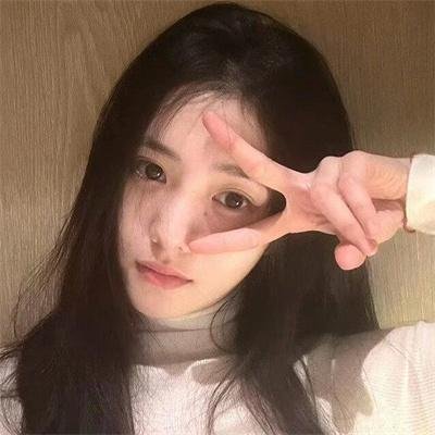 小鱼莉莉